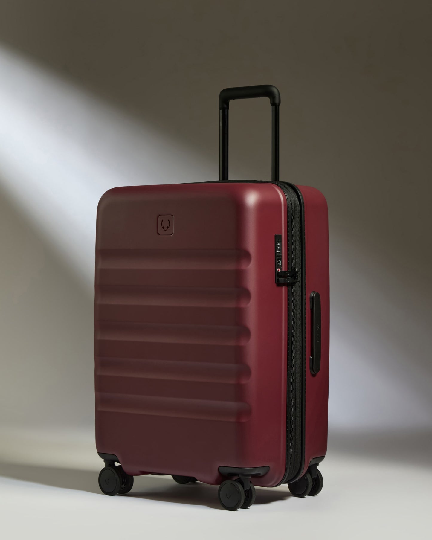 Expandable Carry-on Luggage Set in Cedar Red - Icon Stripe