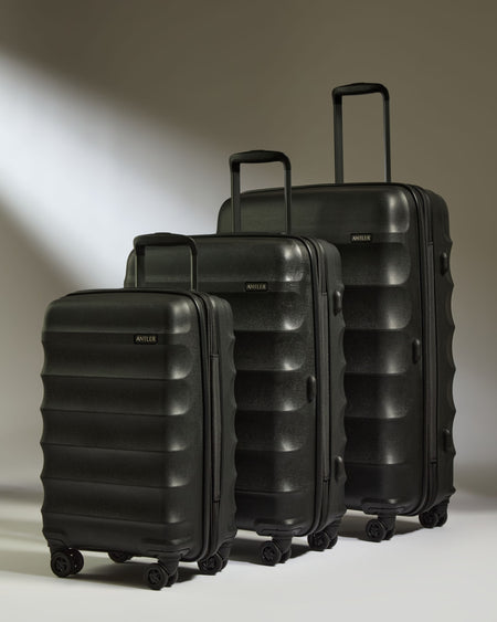 Juno Expandable Carry-on Luggage Set in Black