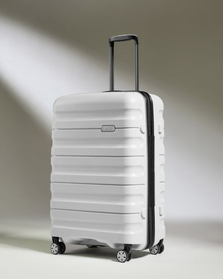 Medium Suitcase in White - Lincoln