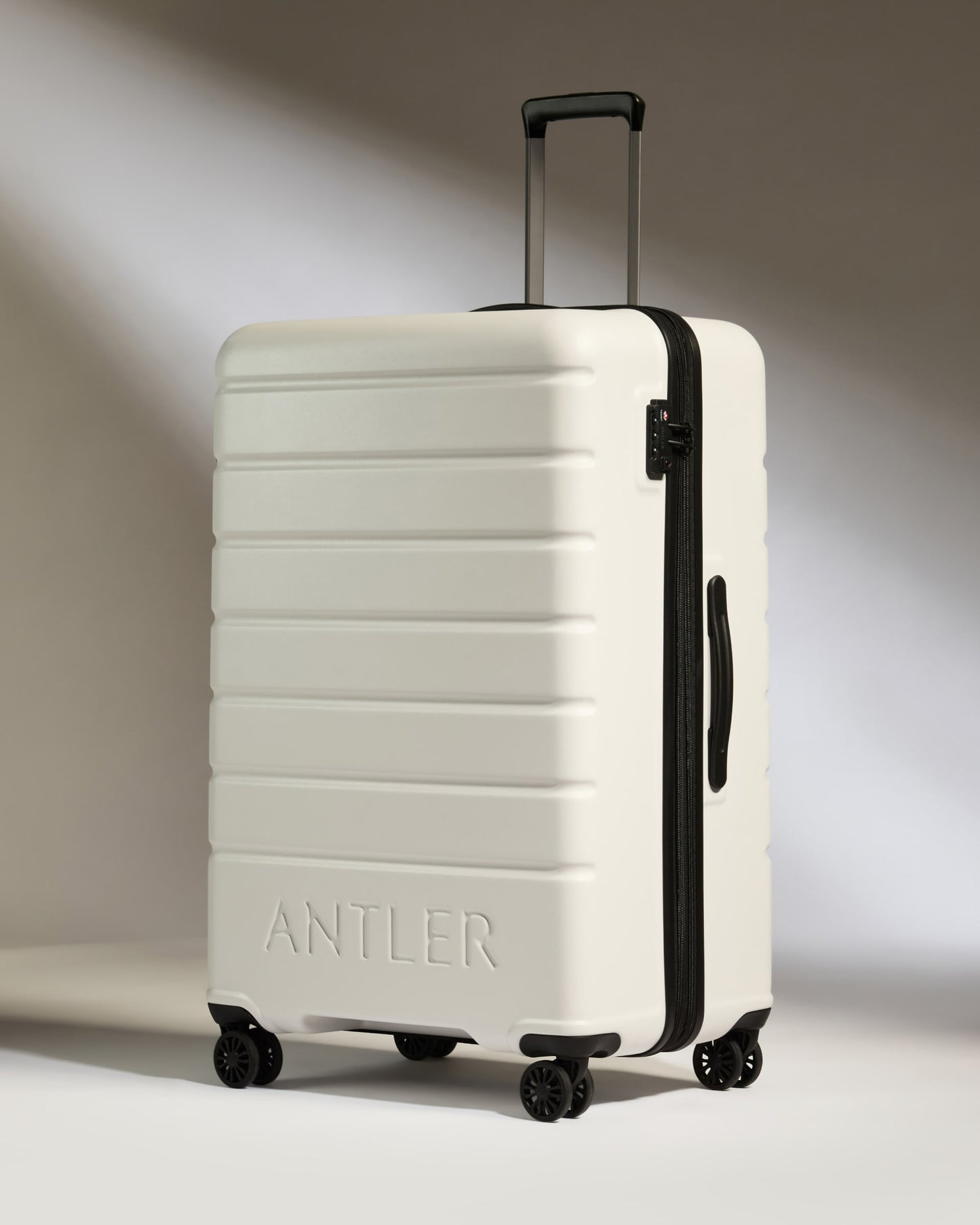 Expandable Carry-on Luggage Set in Arctic Grey - Logo