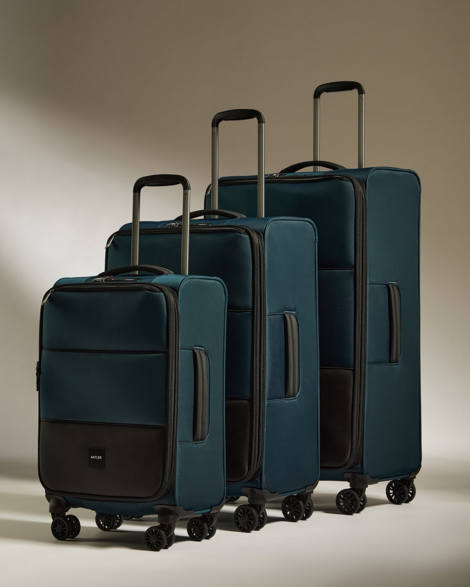 Lightest Carry-on Luggage Set in Indigo - Soft Stripe