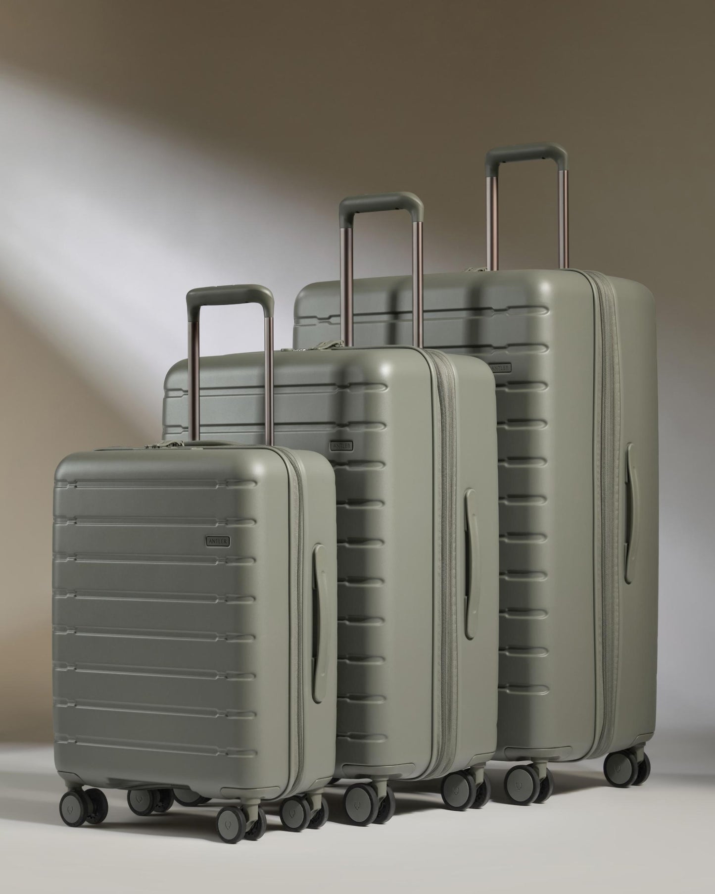 Expandable Carry-on Luggage Set in Field Green - Stamford 2.0