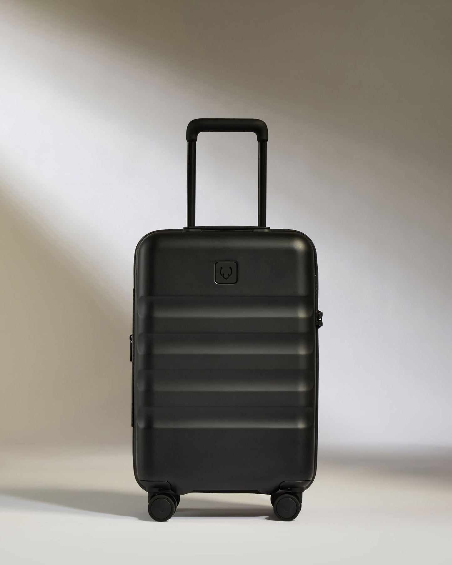 Expandable Carry-on Luggage Set in Black - Icon Stripe