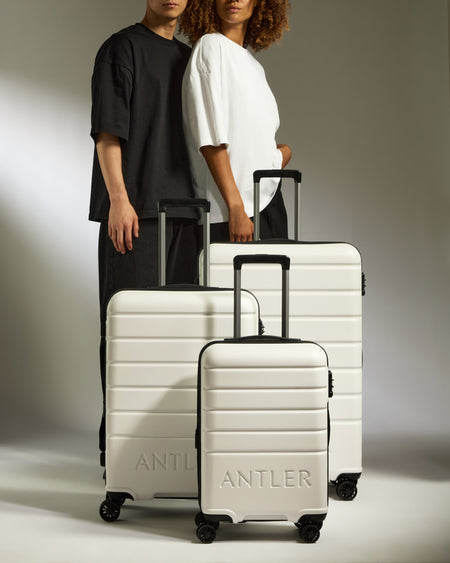 Expandable Carry-on Luggage Set in Arctic Grey - Logo