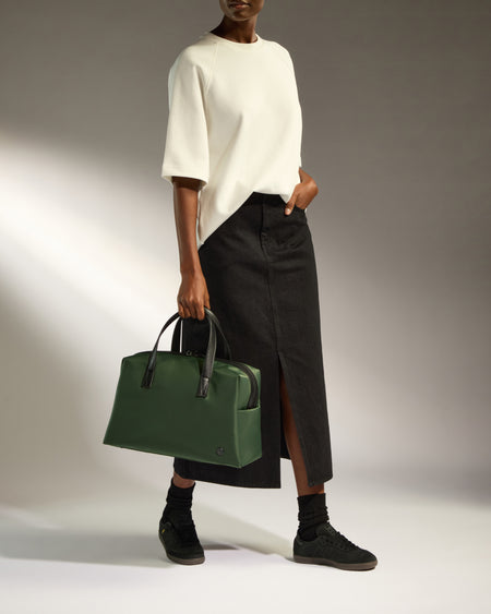 Chelsea overnight bag in woodland green