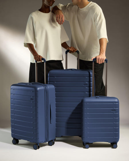 Expandable Carry-on Luggage Set in Dusk Blue - Stamford 2.0