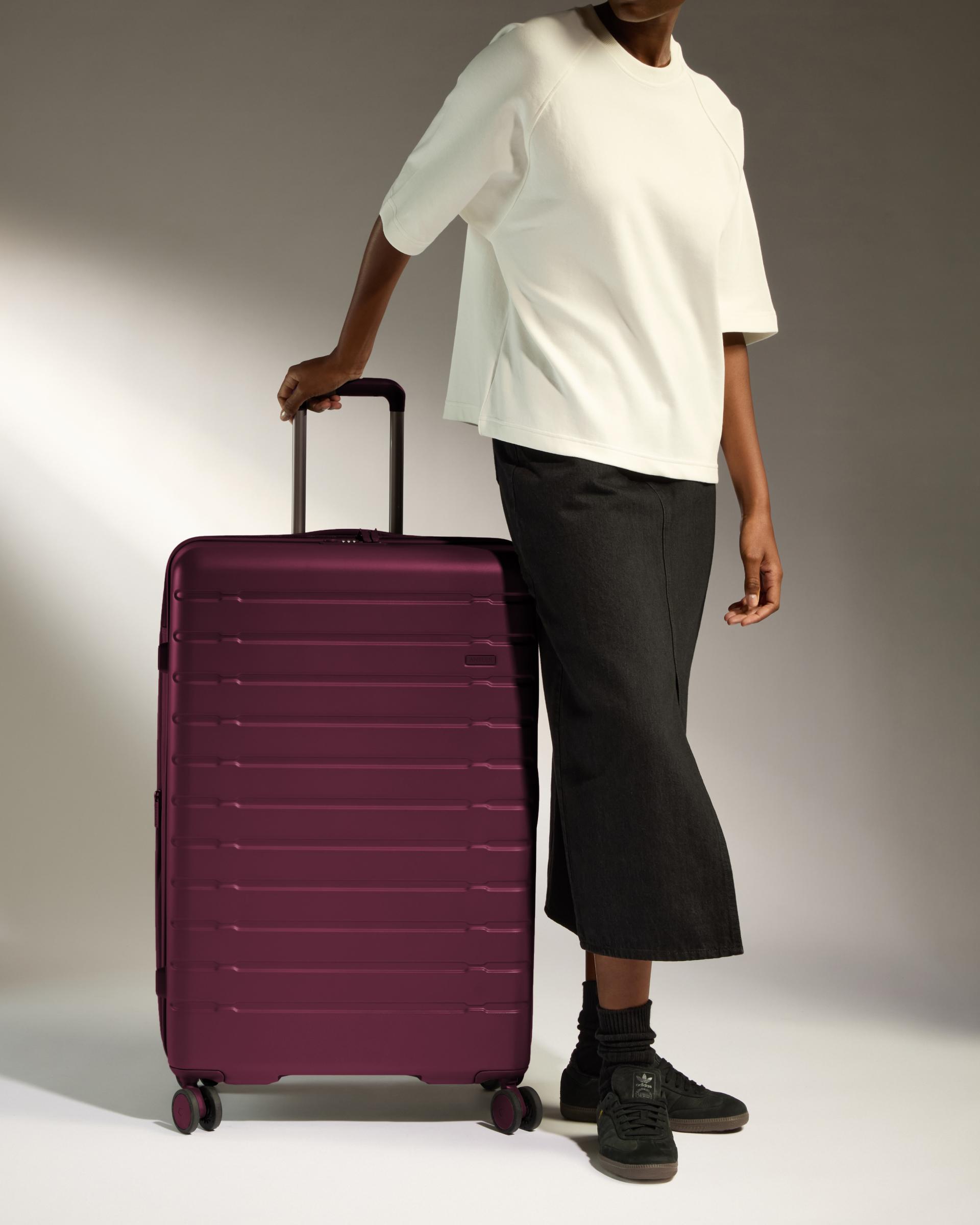 Large Suitcase in Berry Red - Stamford 2.0