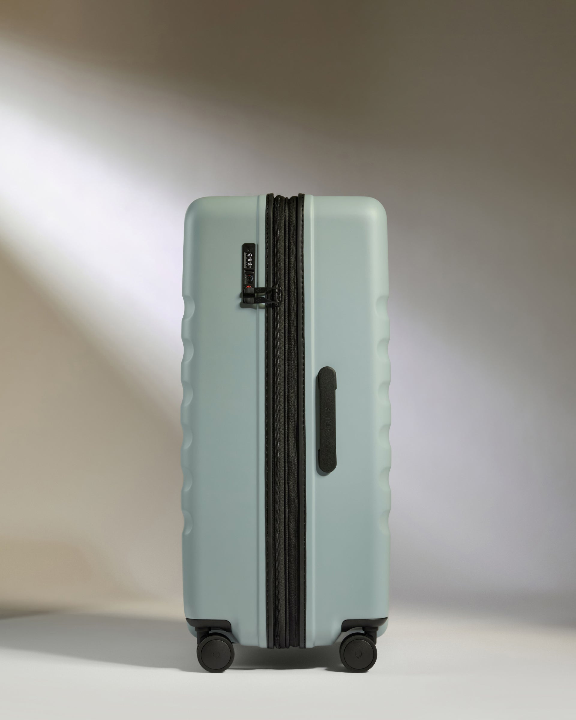 Large Suitcase in Blue - Icon Stripe | Lightweight & Hard Shell ...