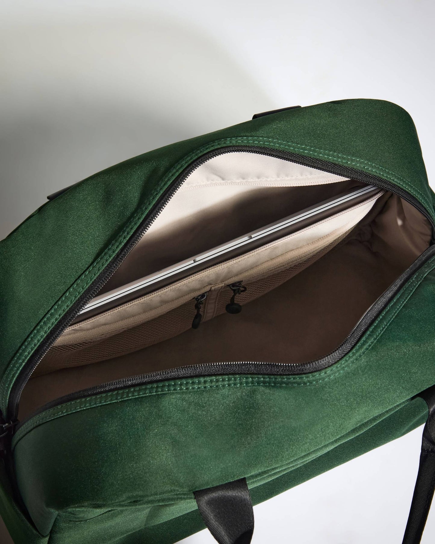 Essential Overnight Bag in Antler Green