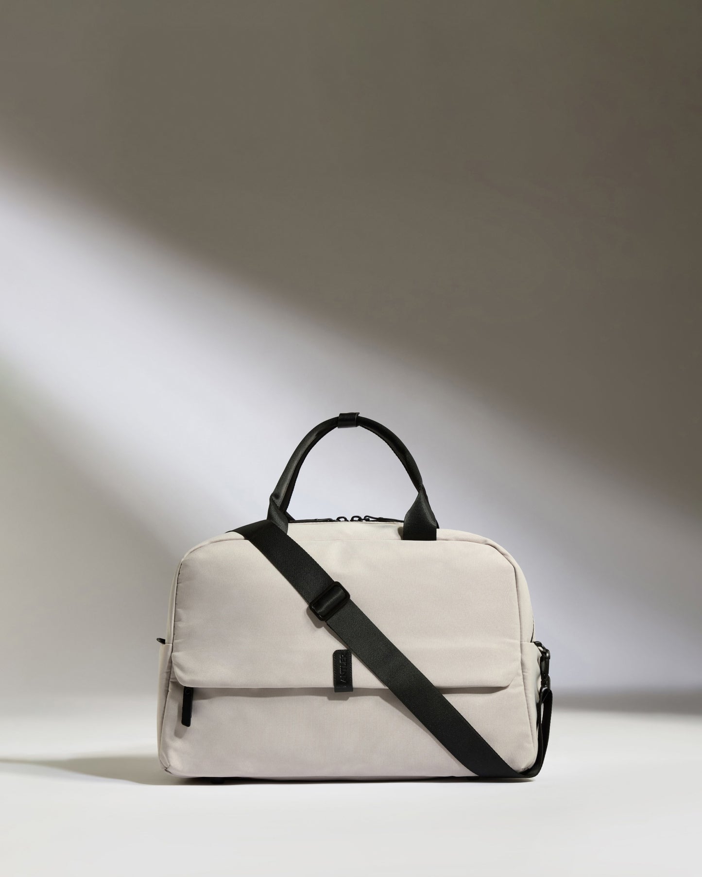 Essential Overnight Bag in Taupe