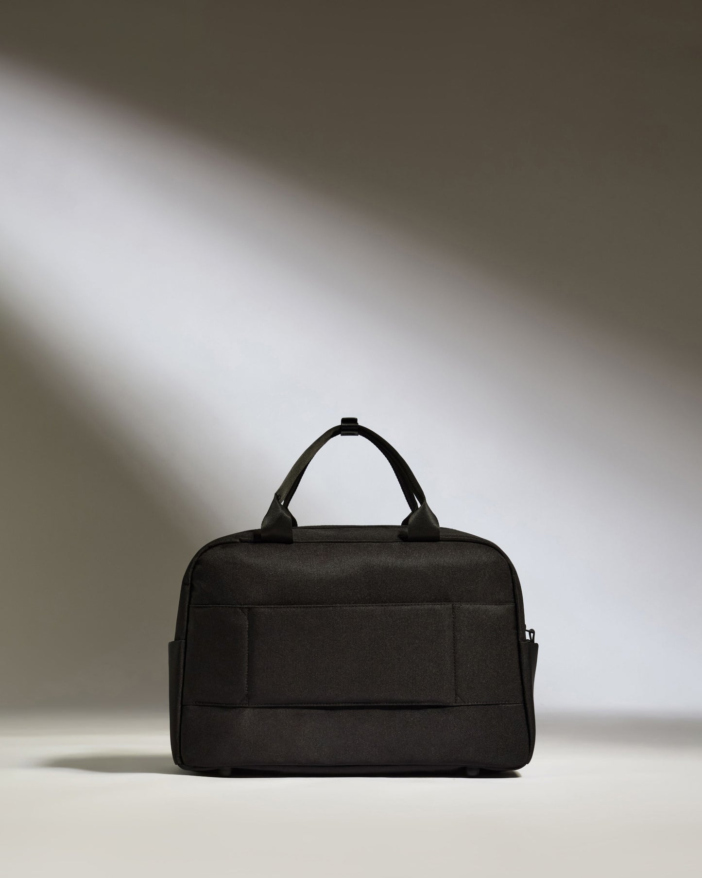 Essential Overnight Bag in Black