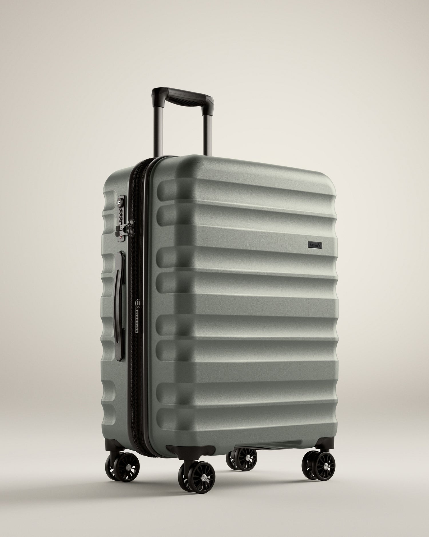 Medium Suitcase in Sage - Clifton