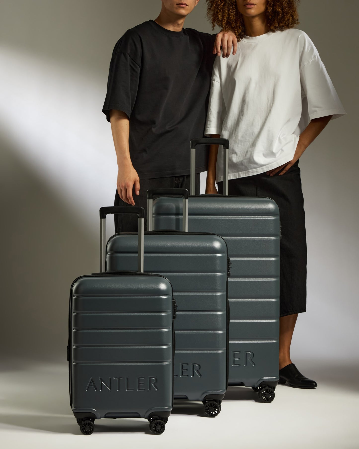 Expandable Carry-on Luggage Set in Granite Grey - Logo