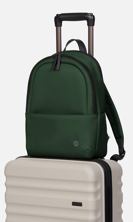 Chelsea backpack in woodland green