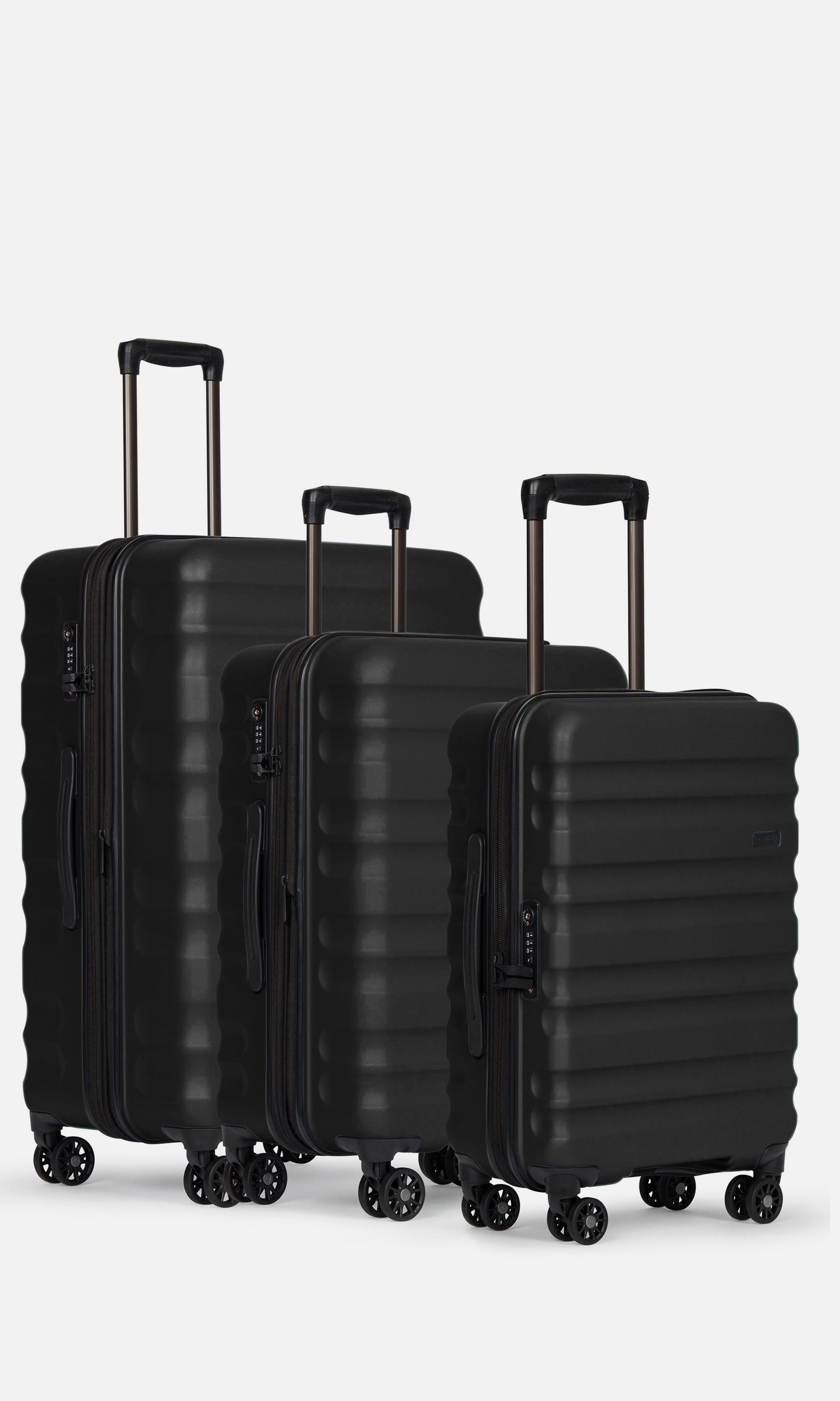 Black hard discount shell luggage set